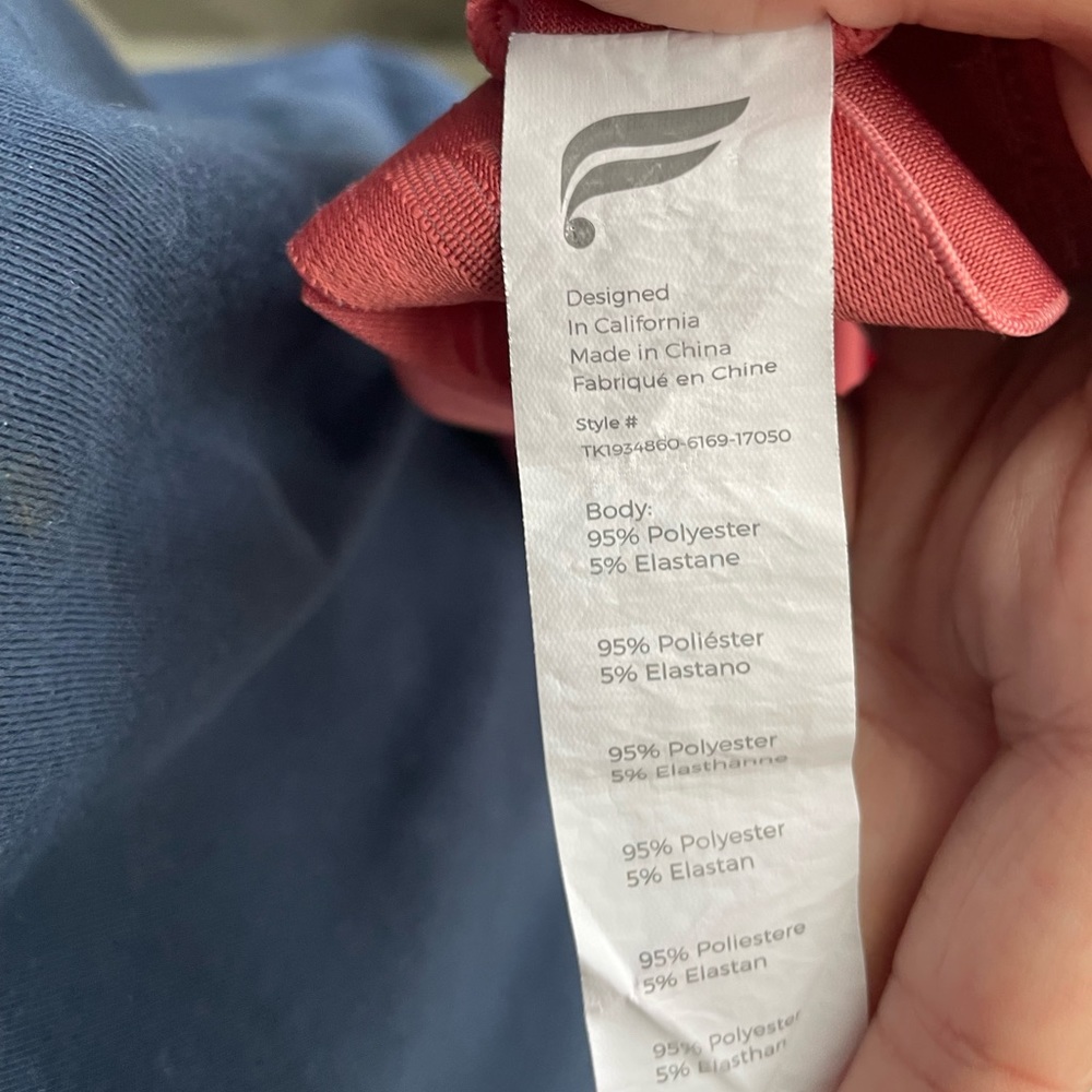 Fabletics top cross - Picture 3 of 5